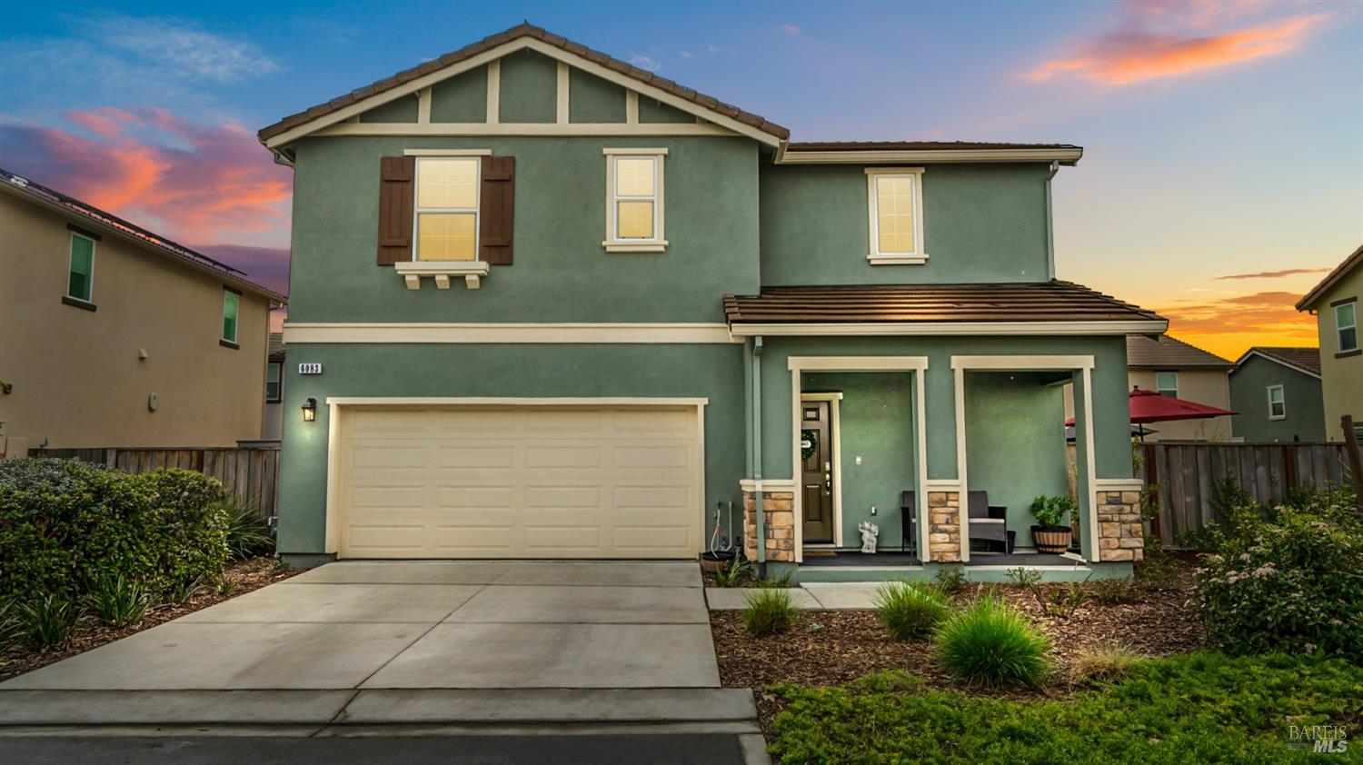 Detail Gallery Image 4 of 47 For 6083 Oak Leaf Pl, Rohnert Park,  CA 94928 - 4 Beds | 2/1 Baths
