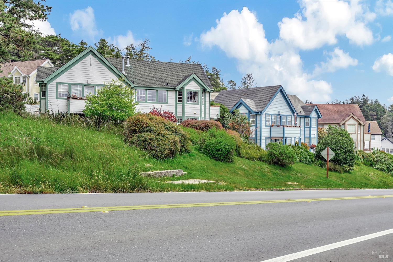 Detail Gallery Image 20 of 25 For 38934 Cypress Way, Gualala,  CA 95445 - 2 Beds | 2/1 Baths