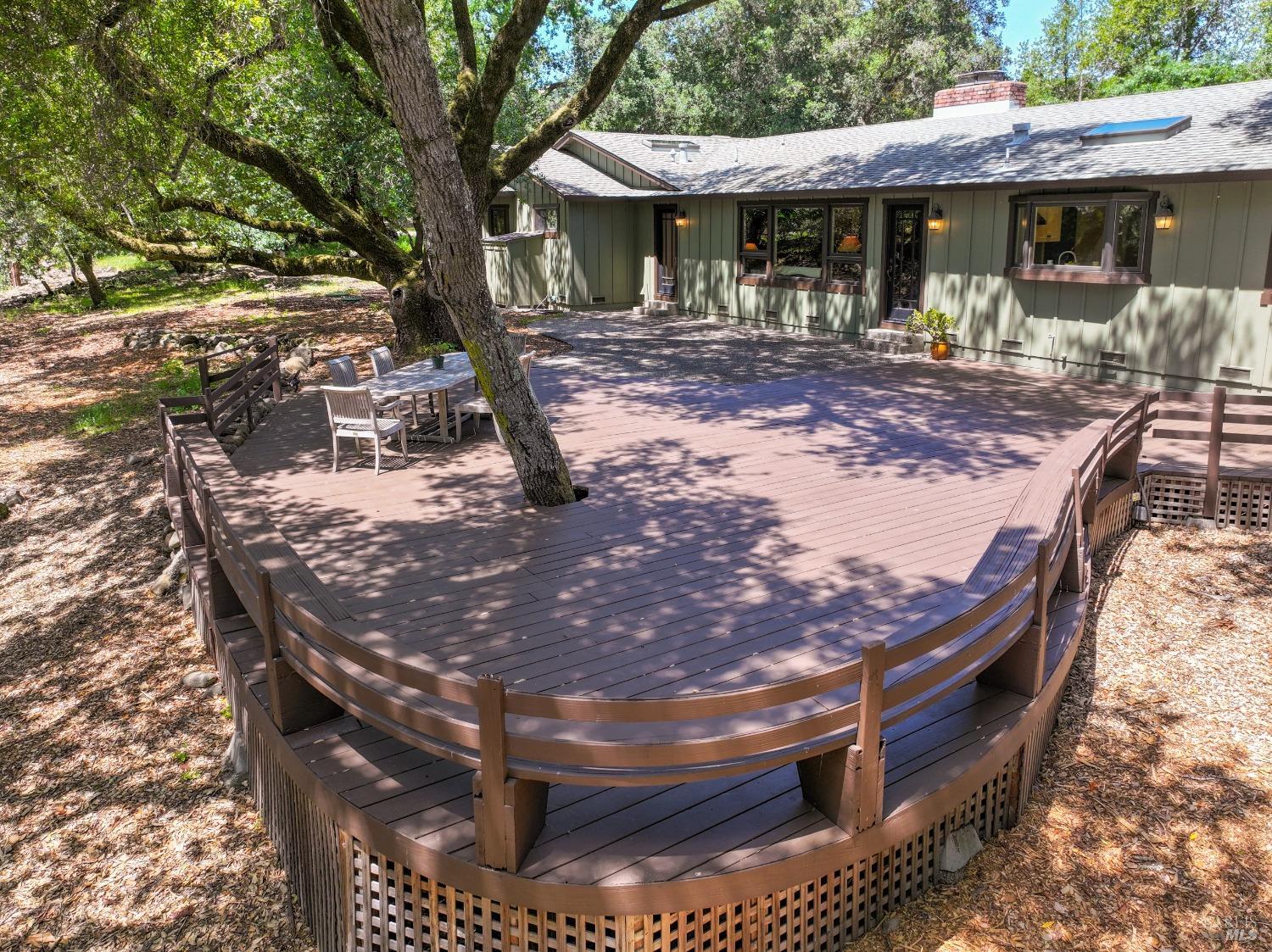 Detail Gallery Image 41 of 58 For 2120 Grove St, Sonoma,  CA 95476 - 3 Beds | 2/1 Baths