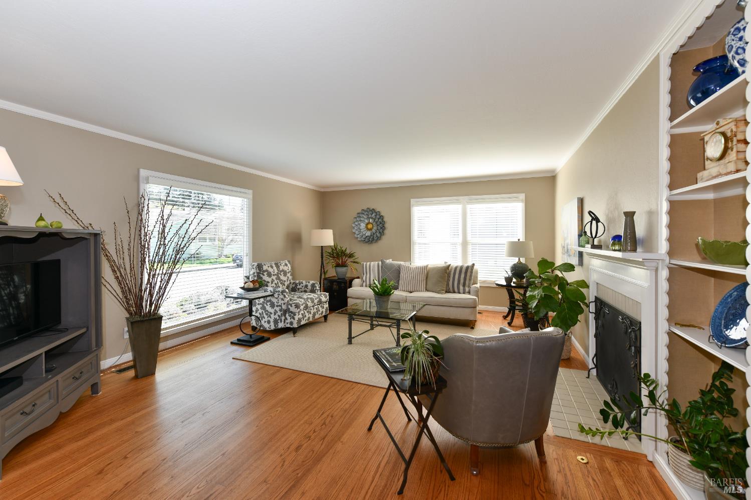 Detail Gallery Image 7 of 44 For 1142 Legion Ave, Napa,  CA 94559 - 2 Beds | 1 Baths