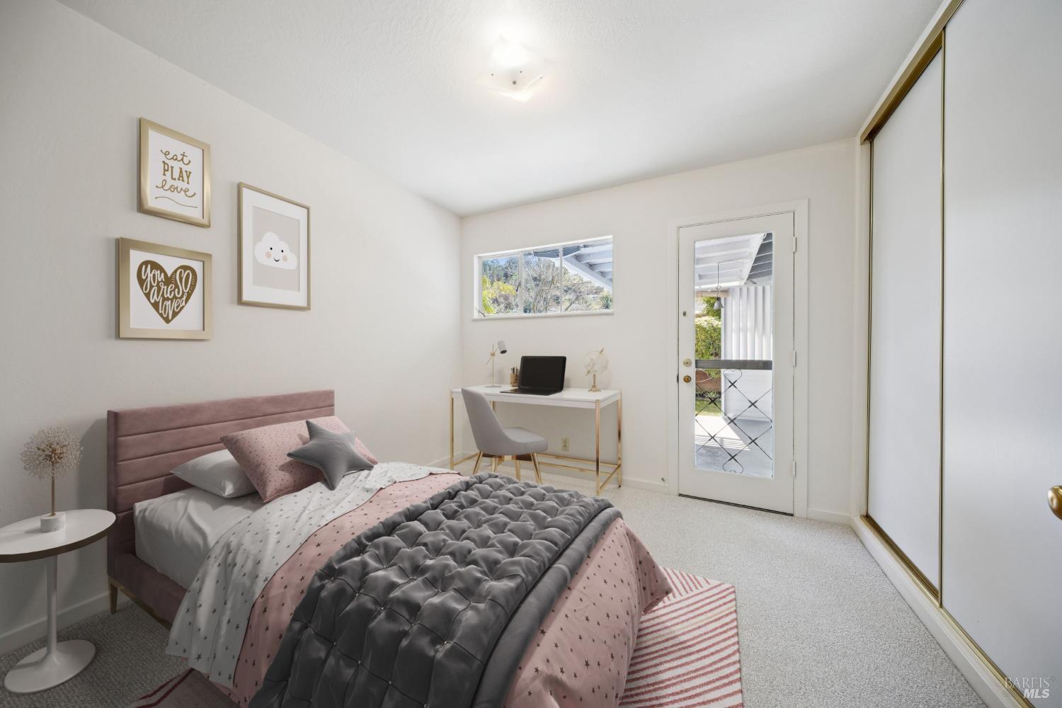 Detail Gallery Image 30 of 39 For 10 Somerset Ln, Mill Valley,  CA 94941 - 3 Beds | 2 Baths