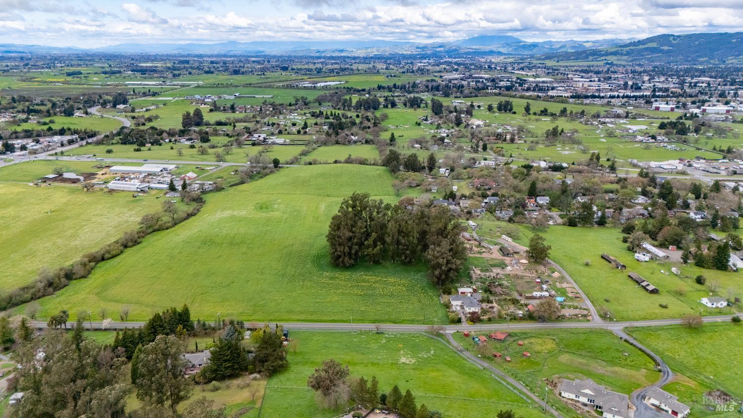 Detail Gallery Image 7 of 19 For 1226 Madrone Ave, Cotati,  CA 94931 - – Beds | – Baths