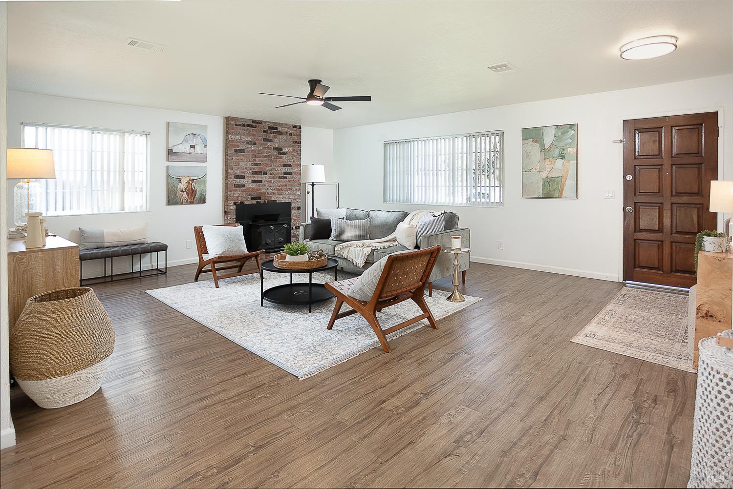 Detail Gallery Image 5 of 49 For 775 Cahill Ct, Dixon,  CA 95620 - 4 Beds | 2 Baths