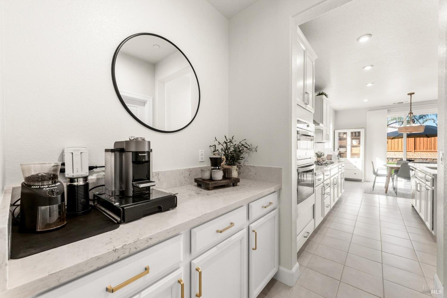 Detail Gallery Image 18 of 97 For 710 Fielding Way, Dixon,  CA 95620 - 5 Beds | 4 Baths