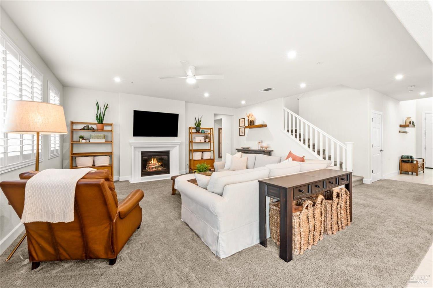 Detail Gallery Image 32 of 97 For 710 Fielding Way, Dixon,  CA 95620 - 5 Beds | 4 Baths