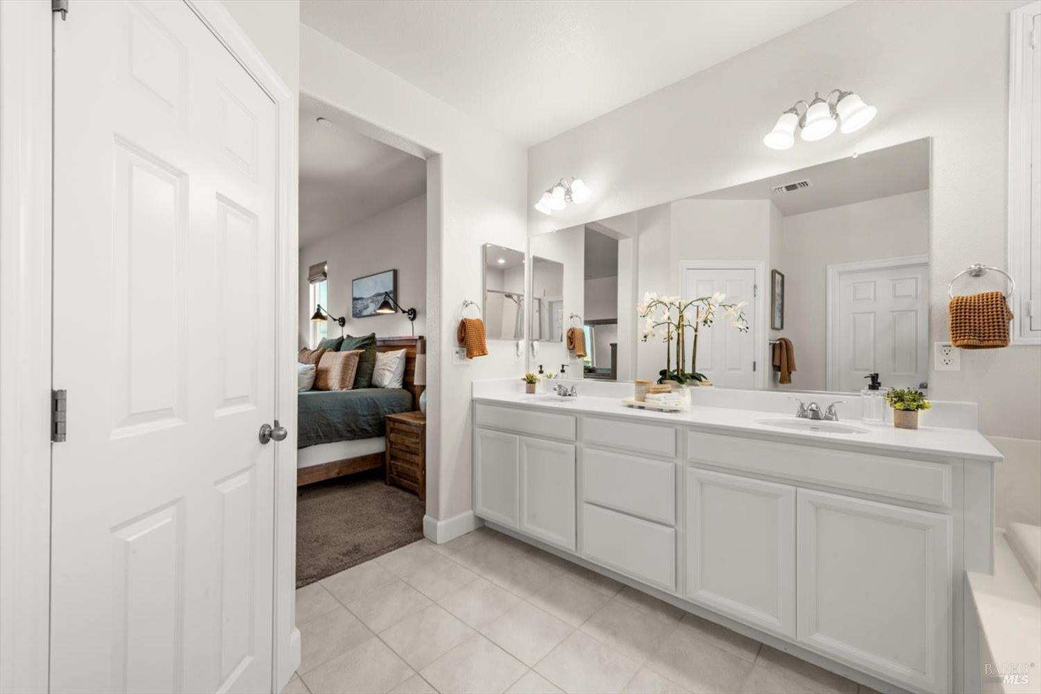 Detail Gallery Image 60 of 97 For 710 Fielding Way, Dixon,  CA 95620 - 5 Beds | 4 Baths