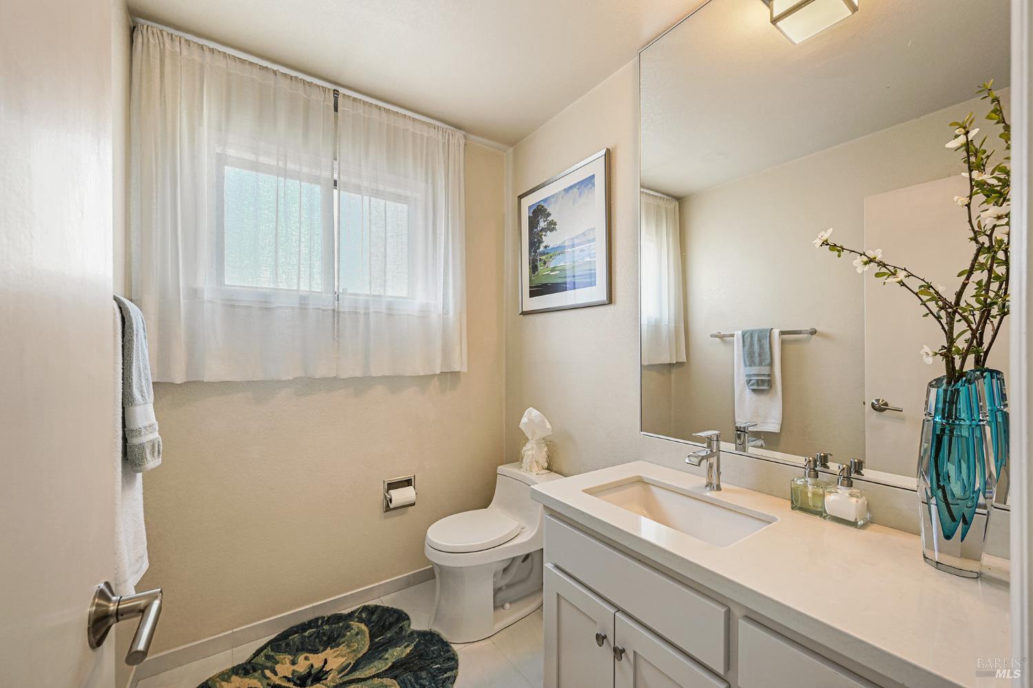 Detail Gallery Image 24 of 57 For 2866 Dusty Stone Ct, Santa Rosa,  CA 95405 - 3 Beds | 2/1 Baths