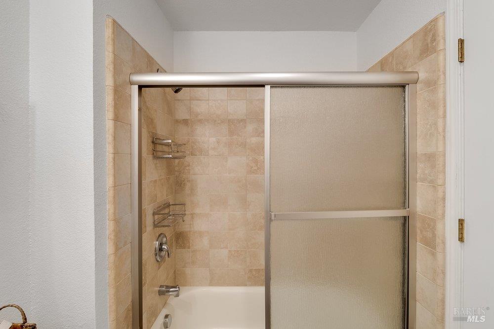 Detail Gallery Image 28 of 43 For 720 Military St, Benicia,  CA 94510 - 2 Beds | 2/1 Baths