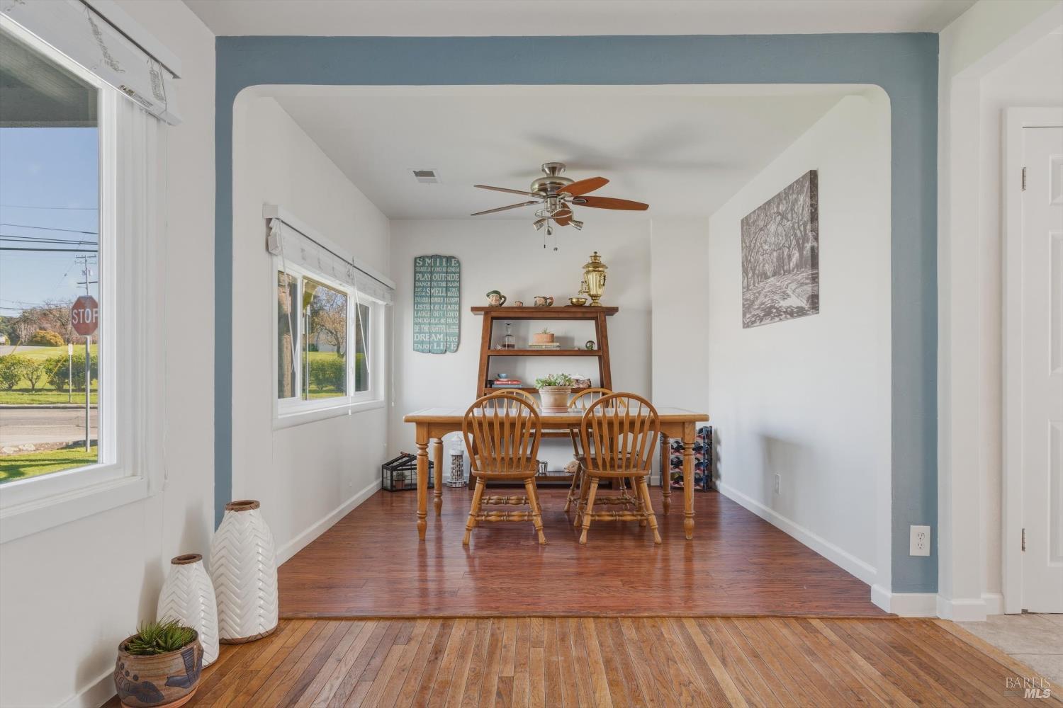 Detail Gallery Image 9 of 52 For 1136 Poppy Dr, Santa Rosa,  CA 95404 - 3 Beds | 2 Baths