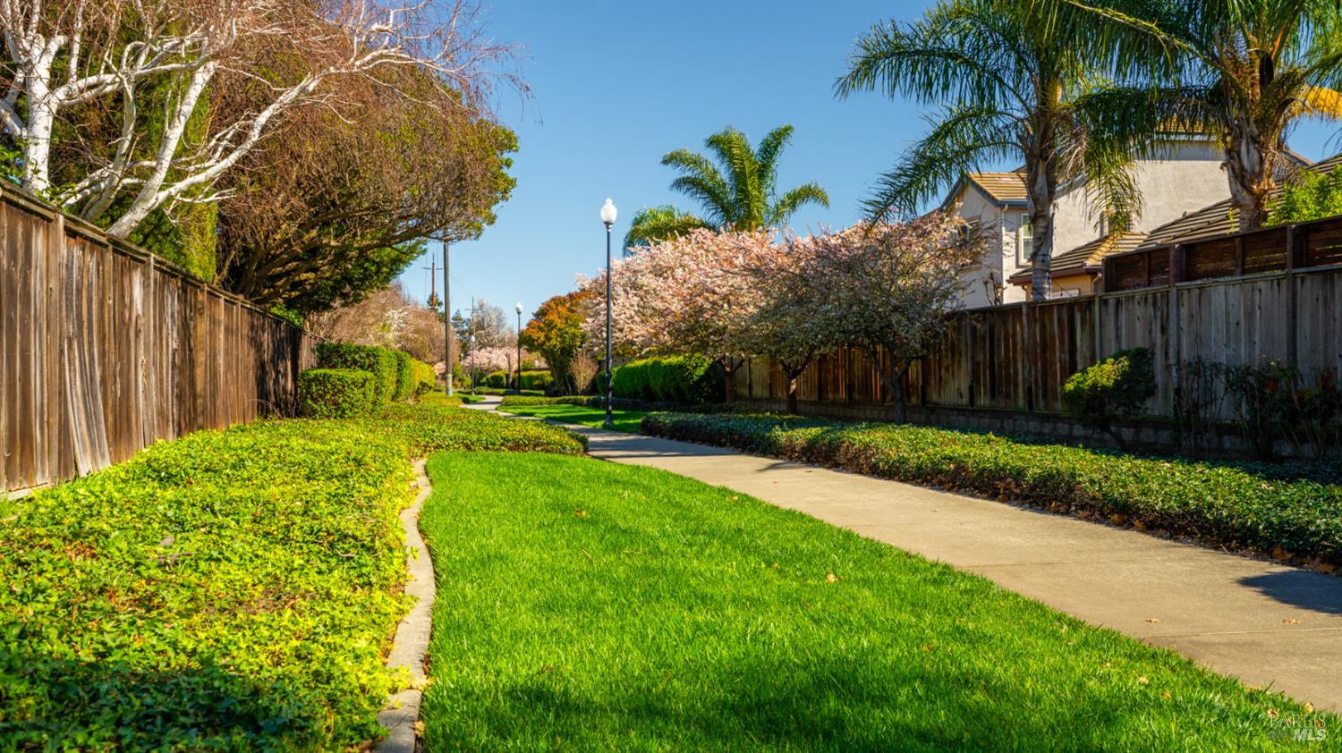 Detail Gallery Image 28 of 79 For 5244 Tuscany Dr, Fairfield,  CA 94534 - 4 Beds | 2/1 Baths
