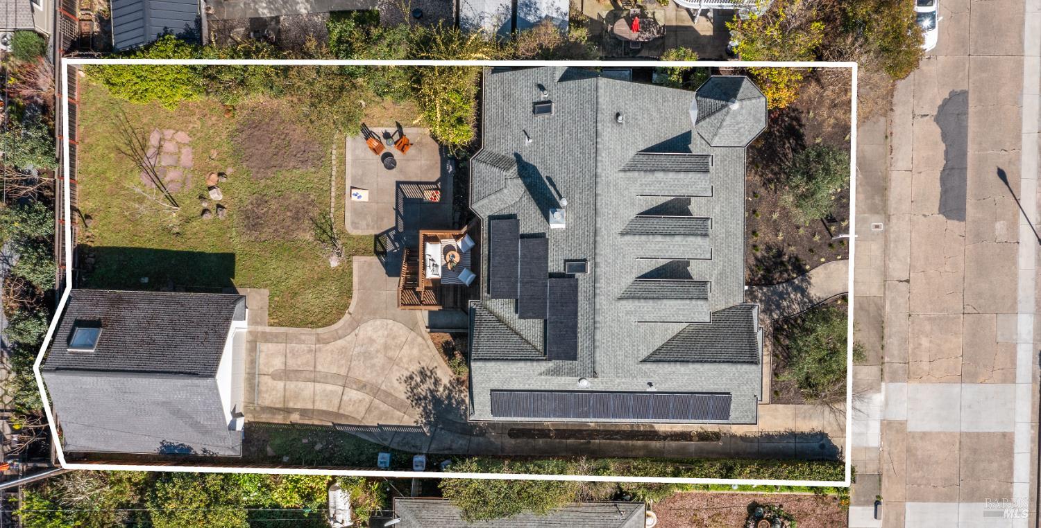 Detail Gallery Image 49 of 61 For 735 Johnson St, Healdsburg,  CA 95448 - 3 Beds | 2 Baths