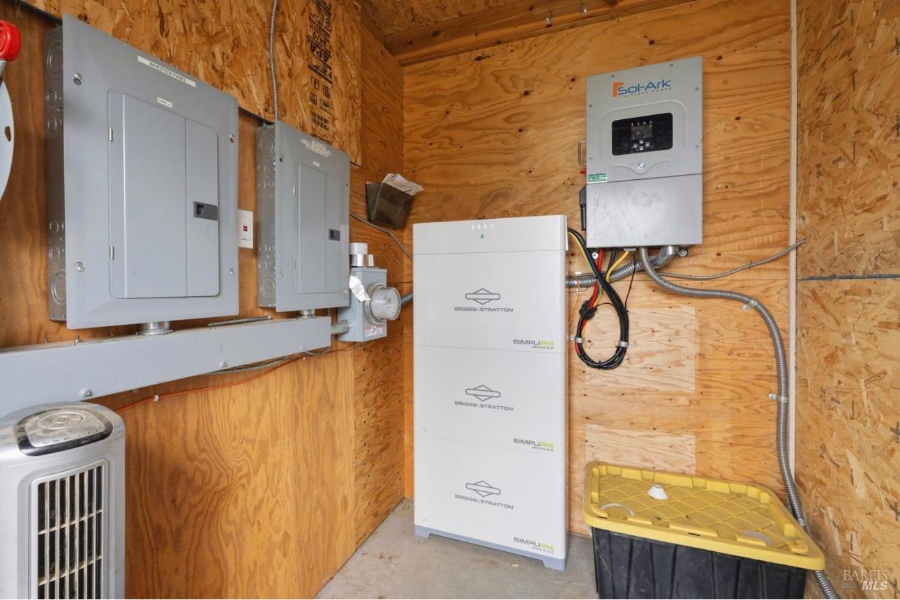 Detail Gallery Image 6 of 28 For 19450 Tomki Rd, Redwood Valley,  CA 95470 - – Beds | – Baths