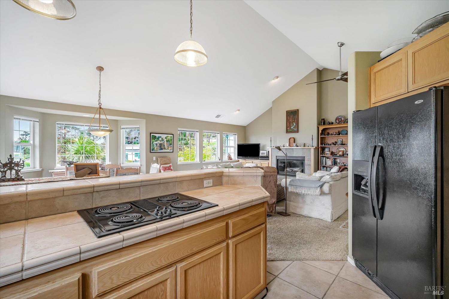 Detail Gallery Image 13 of 25 For 38934 Cypress Way, Gualala,  CA 95445 - 2 Beds | 2/1 Baths