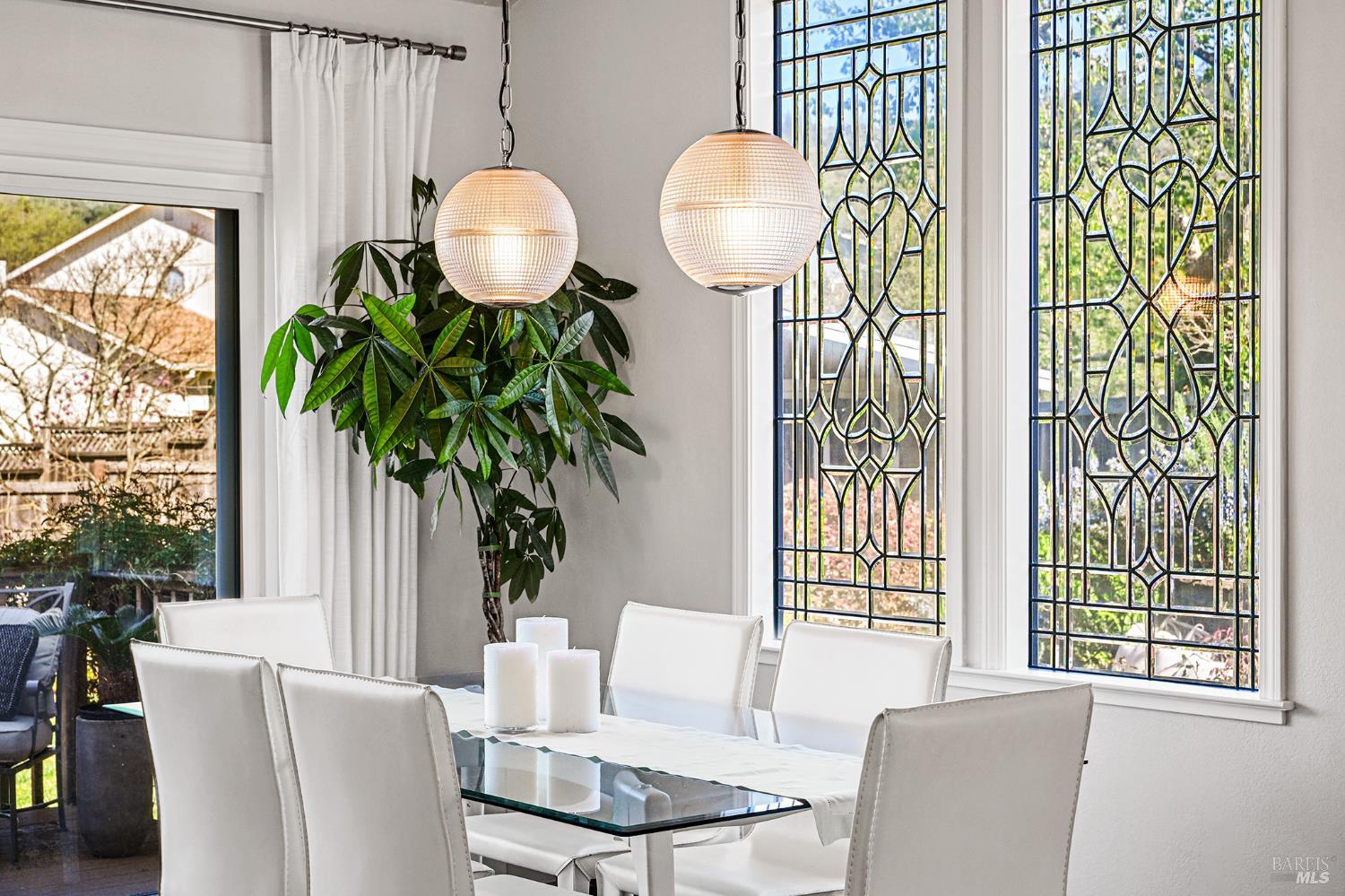 Detail Gallery Image 11 of 57 For 2866 Dusty Stone Ct, Santa Rosa,  CA 95405 - 3 Beds | 2/1 Baths