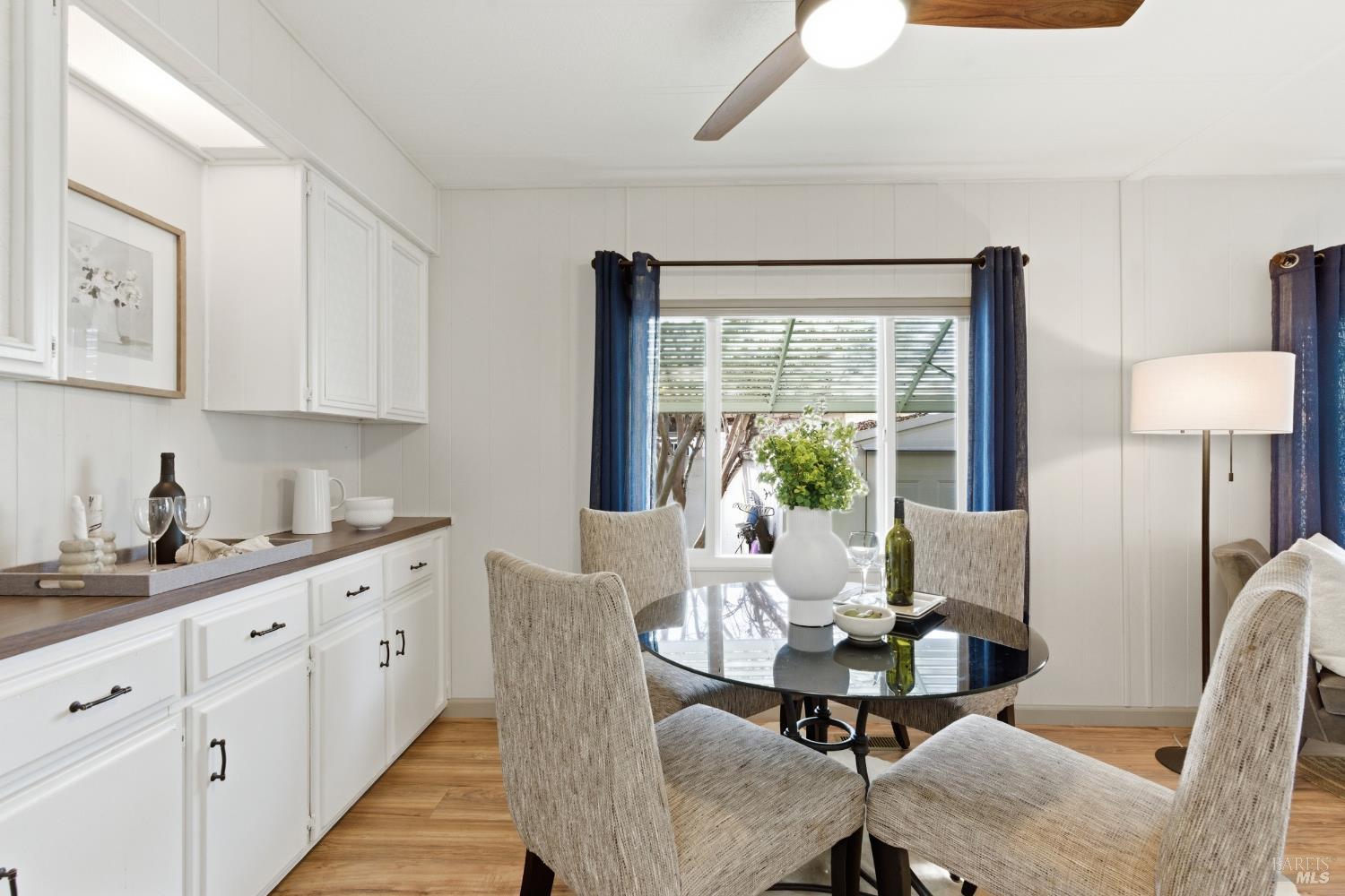 Detail Gallery Image 13 of 46 For 99 Hacienda Dr, Napa,  CA 94558 - 2 Beds | 2 Baths