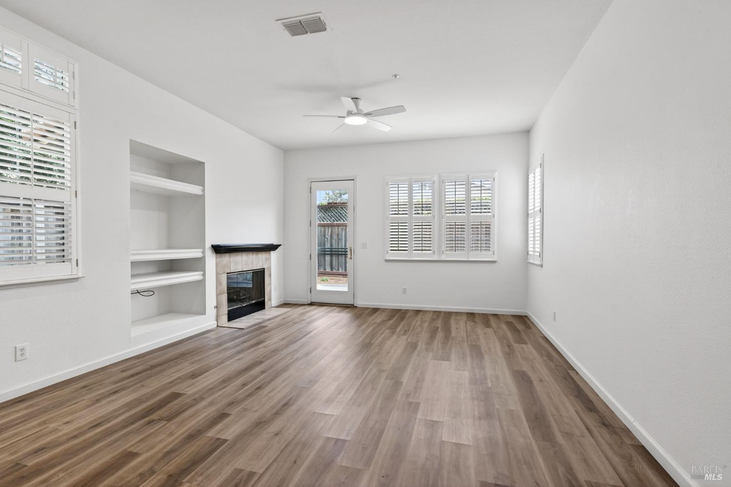 Detail Gallery Image 23 of 48 For 10 Culbertson Ct, Napa,  CA 94558 - 3 Beds | 2 Baths