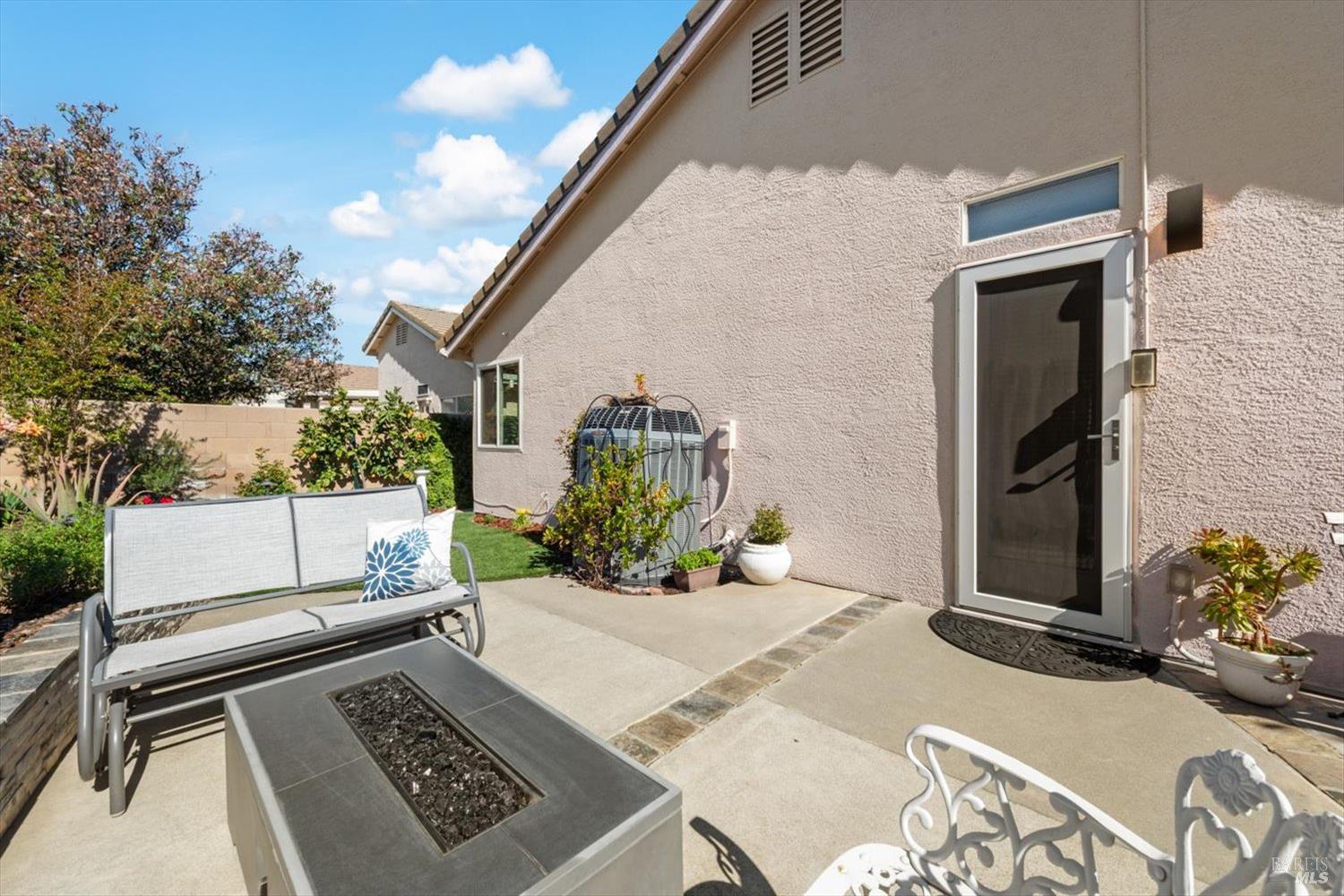 Detail Gallery Image 35 of 54 For 319 Trellis Ln, Vacaville,  CA 95687 - 2 Beds | 2 Baths