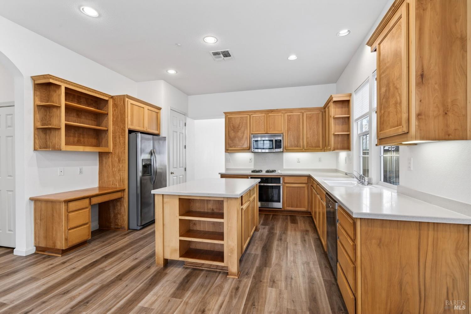 Detail Gallery Image 9 of 48 For 10 Culbertson Ct, Napa,  CA 94558 - 3 Beds | 2 Baths