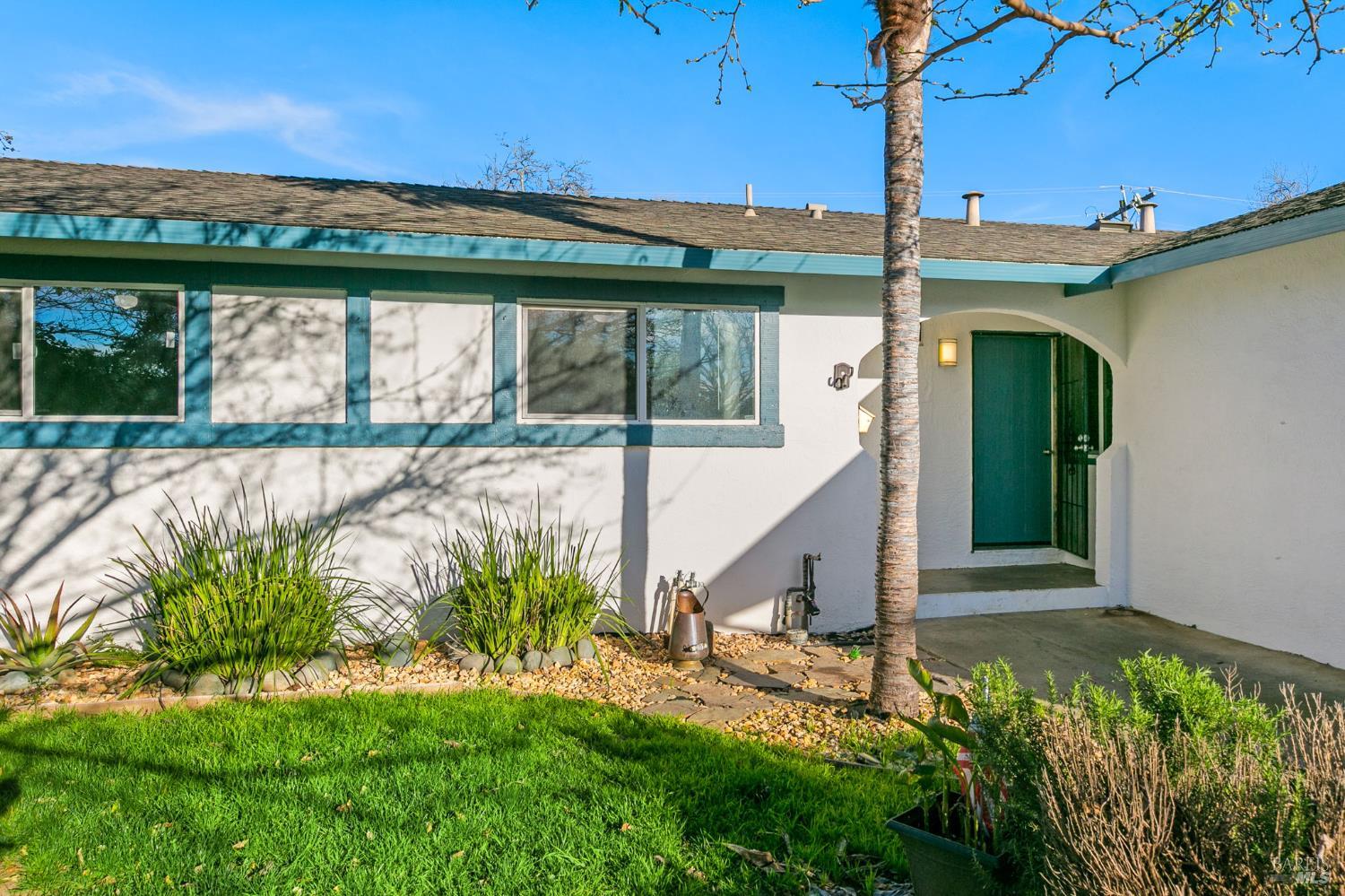 Detail Gallery Image 5 of 48 For 450 Priddy Dr, Dixon,  CA 95620 - 4 Beds | 2 Baths