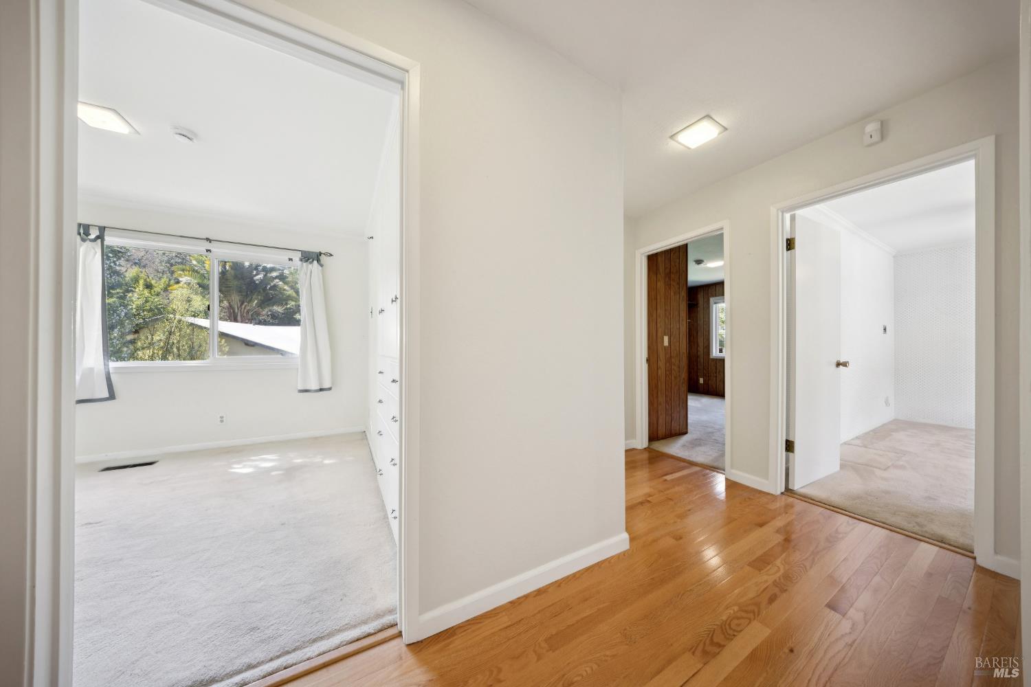 Detail Gallery Image 26 of 46 For 285 Cascade Dr, Fairfax,  CA 94930 - 4 Beds | 2 Baths