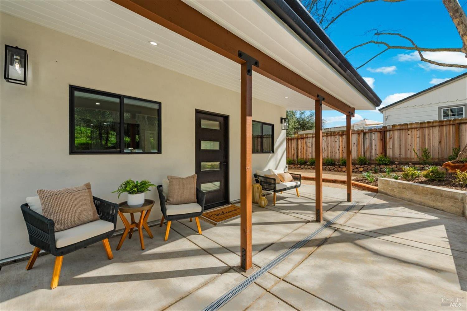 Detail Gallery Image 9 of 84 For 2192 1st Ave, Napa,  CA 94558 - 1 Beds | 1 Baths