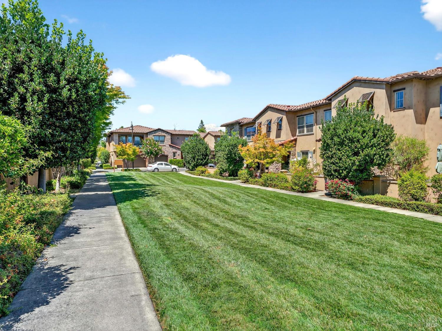 Detail Gallery Image 43 of 48 For 180 Healdsburg Ave a,  Cloverdale,  CA 95425 - 3 Beds | 2/1 Baths