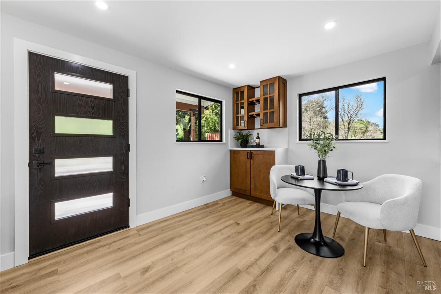 Detail Gallery Image 15 of 84 For 2192 1st Ave, Napa,  CA 94558 - 1 Beds | 1 Baths