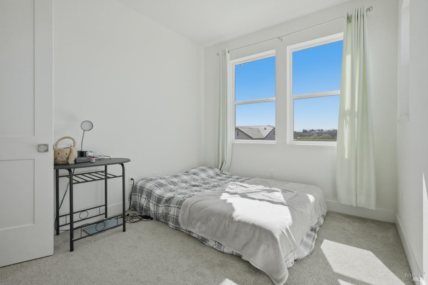 Detail Gallery Image 22 of 29 For 1588 Nightfall Ln, Fairfield,  CA 94533 - 4 Beds | 3 Baths