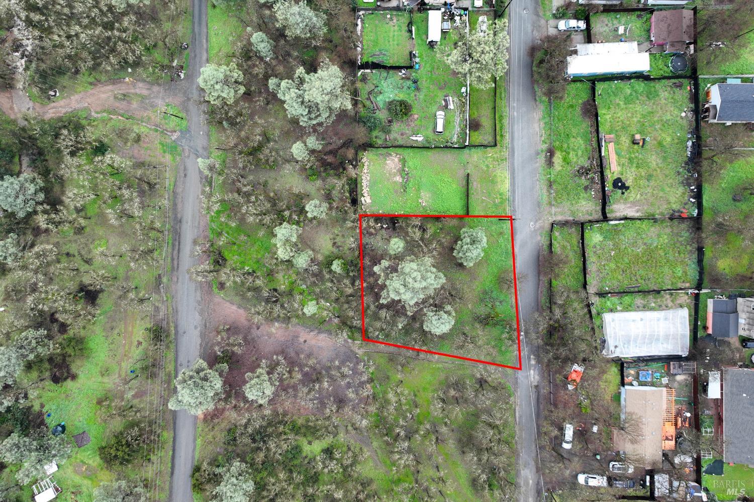 Detail Gallery Image 25 of 39 For 15615 37th Ave, Clearlake,  CA 95422 - – Beds | – Baths