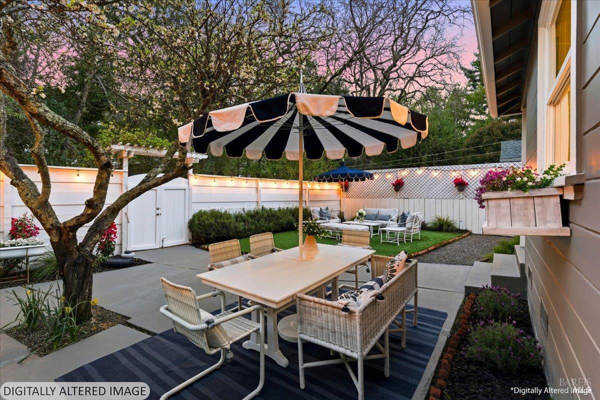 Detail Gallery Image 3 of 27 For 250 Butterfield Rd, San Anselmo,  CA 94960 - 2 Beds | 1 Baths