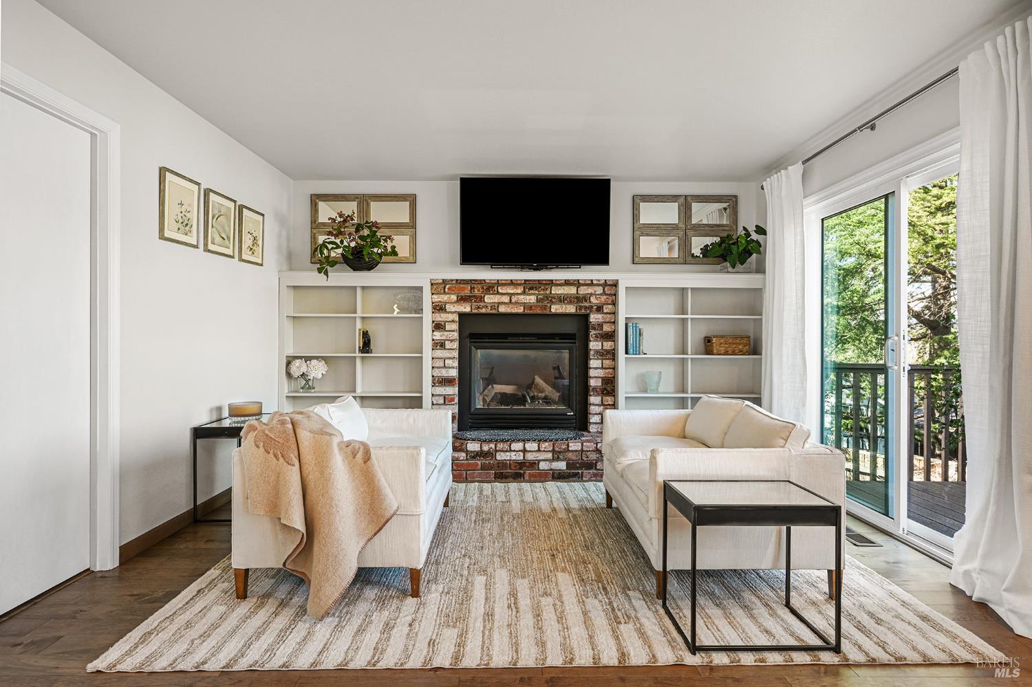 Detail Gallery Image 21 of 57 For 2866 Dusty Stone Ct, Santa Rosa,  CA 95405 - 3 Beds | 2/1 Baths