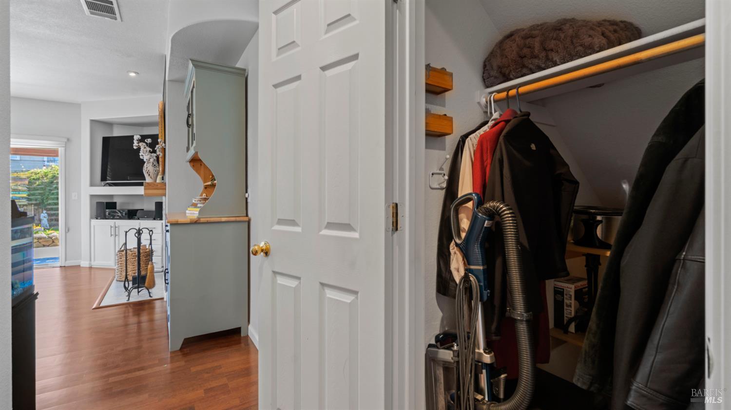 Detail Gallery Image 58 of 79 For 5244 Tuscany Dr, Fairfield,  CA 94534 - 4 Beds | 2/1 Baths