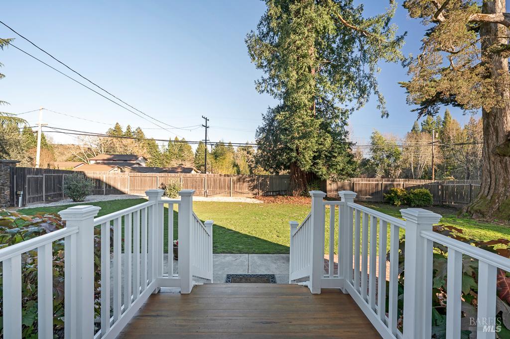 Detail Gallery Image 5 of 58 For 6740 Covey Rd, Forestville,  CA 95436 - 4 Beds | 2/1 Baths