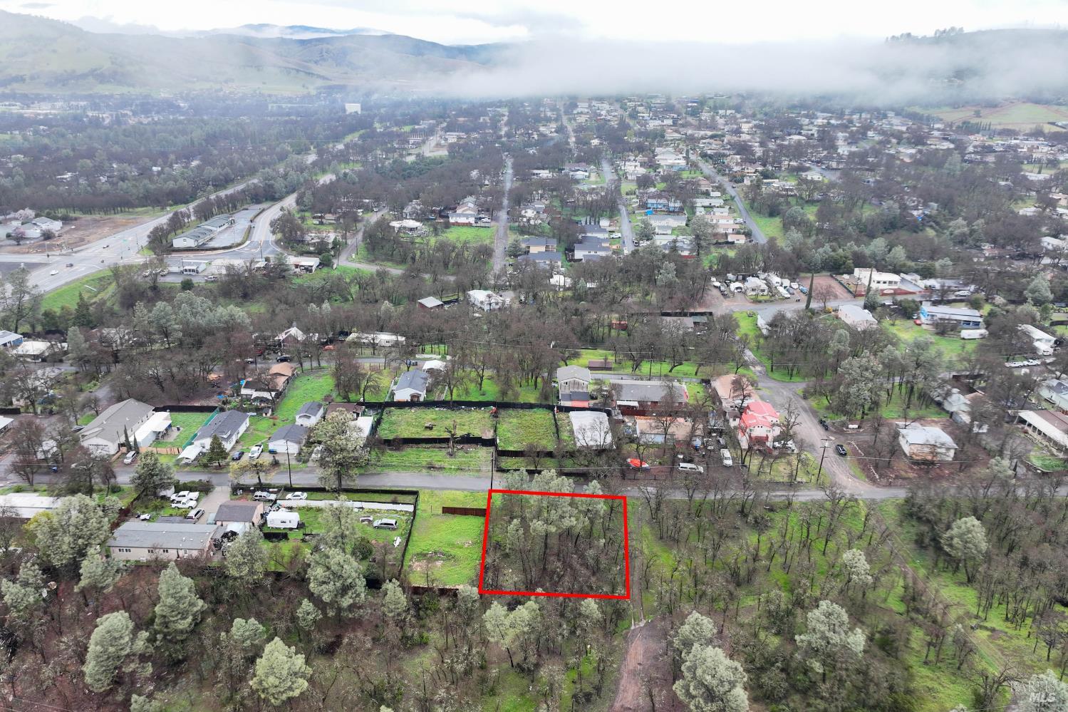 Detail Gallery Image 13 of 39 For 15615 37th Ave, Clearlake,  CA 95422 - – Beds | – Baths