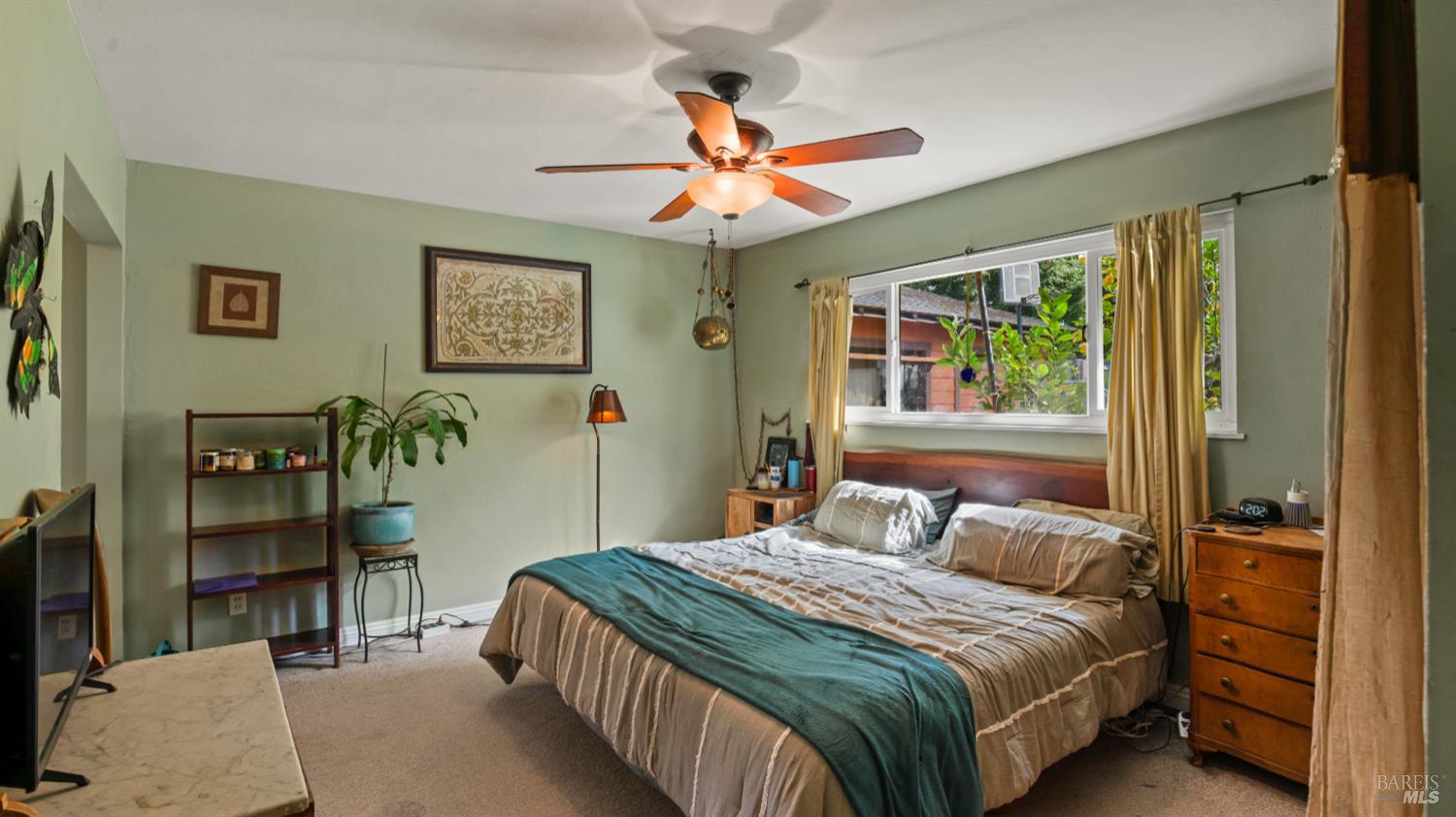 Detail Gallery Image 22 of 99 For 5932 Fredricks Rd, Sebastopol,  CA 95472 - 4 Beds | 4 Baths