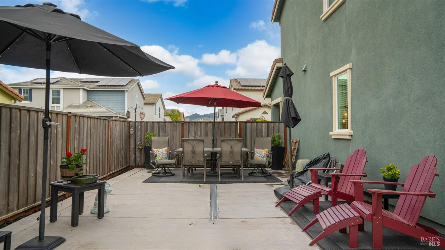 Detail Gallery Image 36 of 47 For 6083 Oak Leaf Pl, Rohnert Park,  CA 94928 - 4 Beds | 2/1 Baths