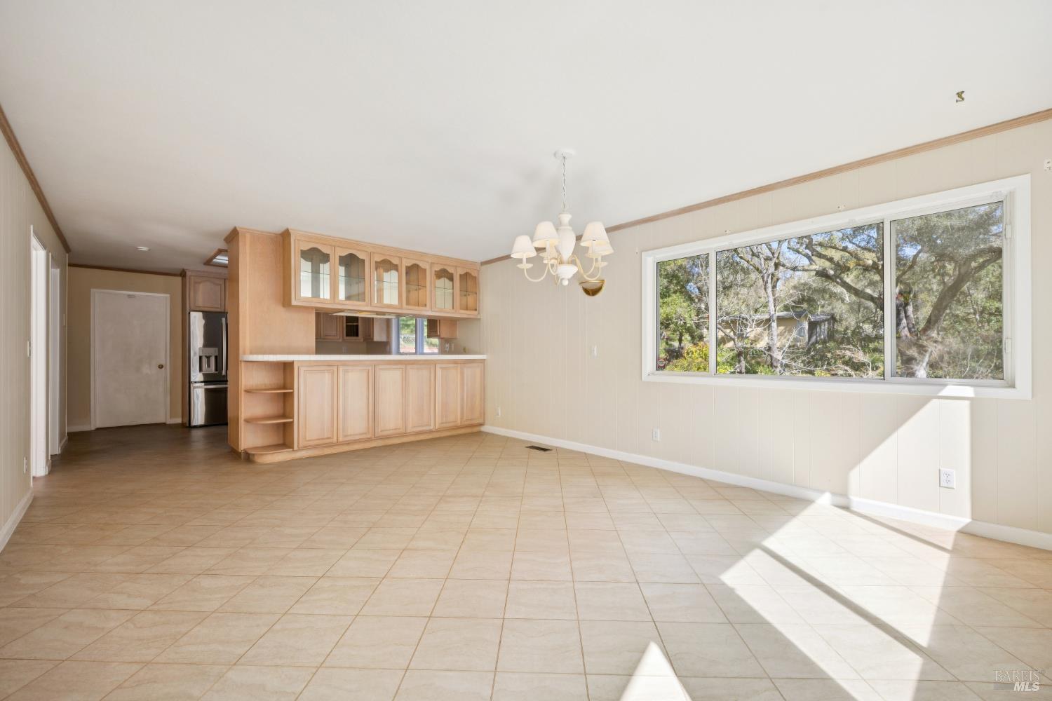 Detail Gallery Image 18 of 46 For 285 Cascade Dr, Fairfax,  CA 94930 - 4 Beds | 2 Baths