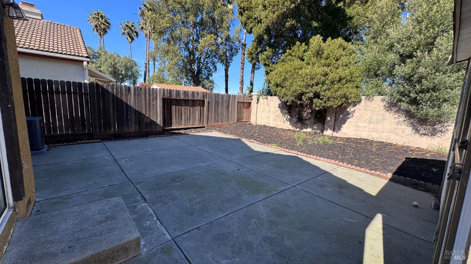 Detail Gallery Image 35 of 37 For 348 Stamper Cir, Suisun City,  CA 94585 - 3 Beds | 3 Baths