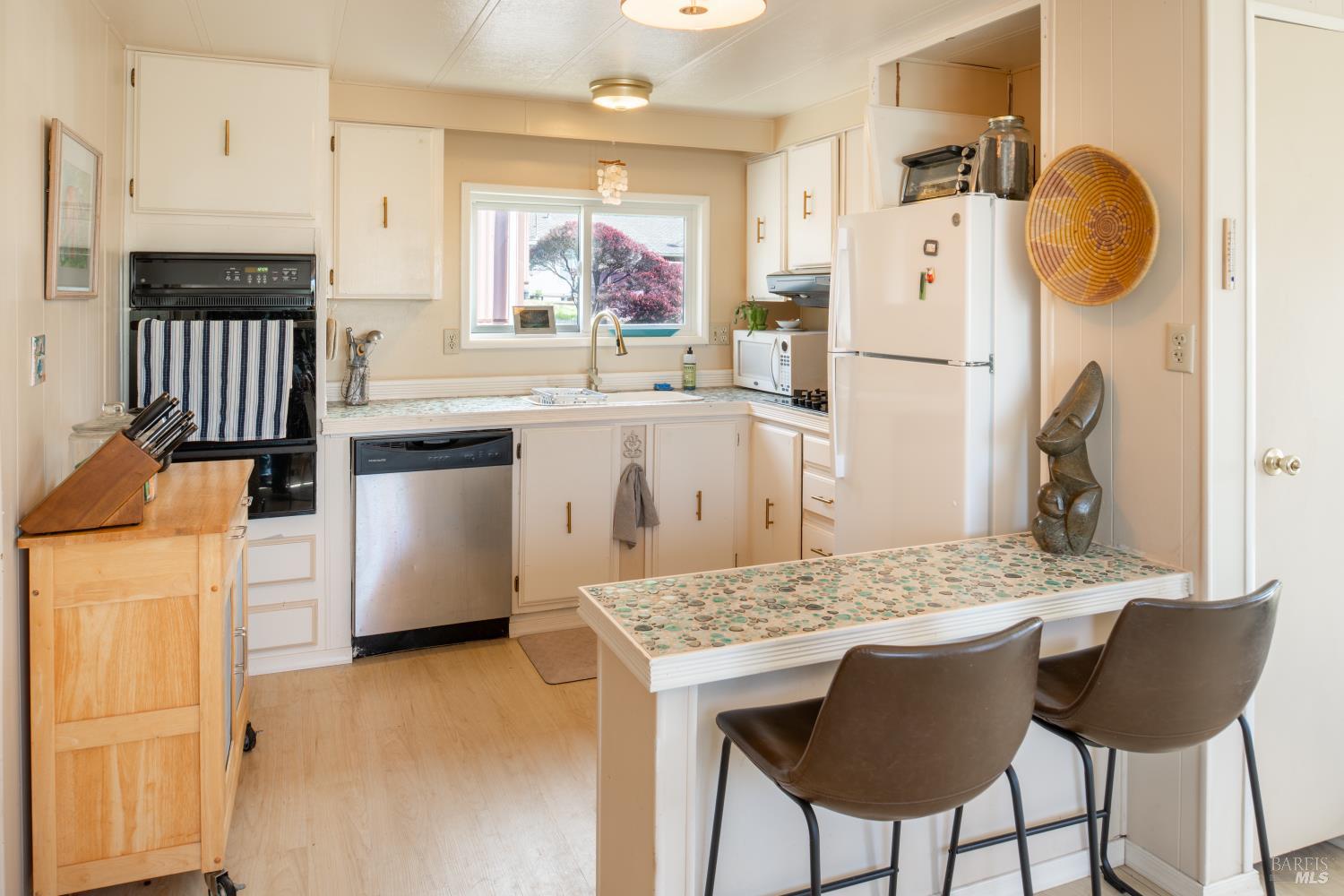 Detail Gallery Image 11 of 21 For 38851 38851 S Hwy One Hwy 31, Gualala,  CA 95445 - 3 Beds | 2 Baths