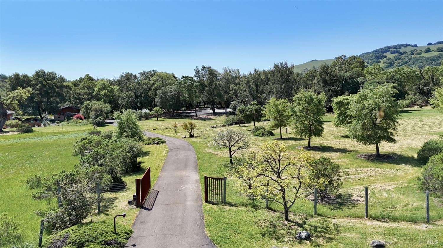 Detail Gallery Image 36 of 58 For 2120 Grove St, Sonoma,  CA 95476 - 3 Beds | 2/1 Baths