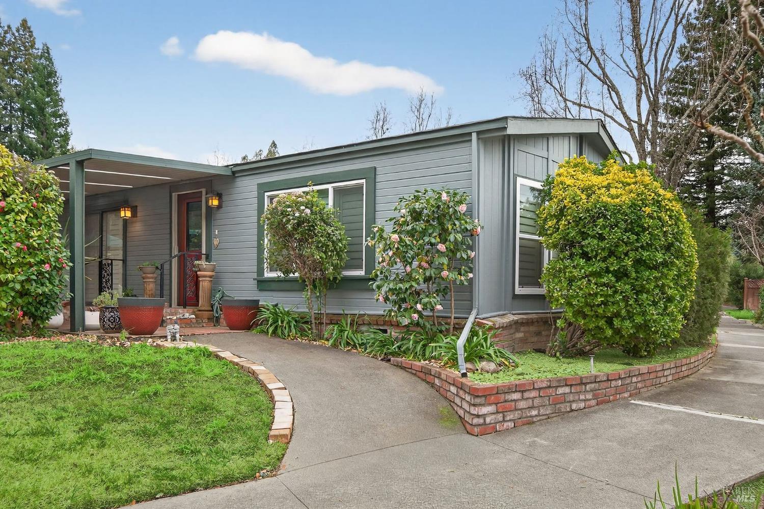 Detail Gallery Image 40 of 40 For 2 La Cuesta Ct, Saint Helena,  CA 94574 - 2 Beds | 2 Baths