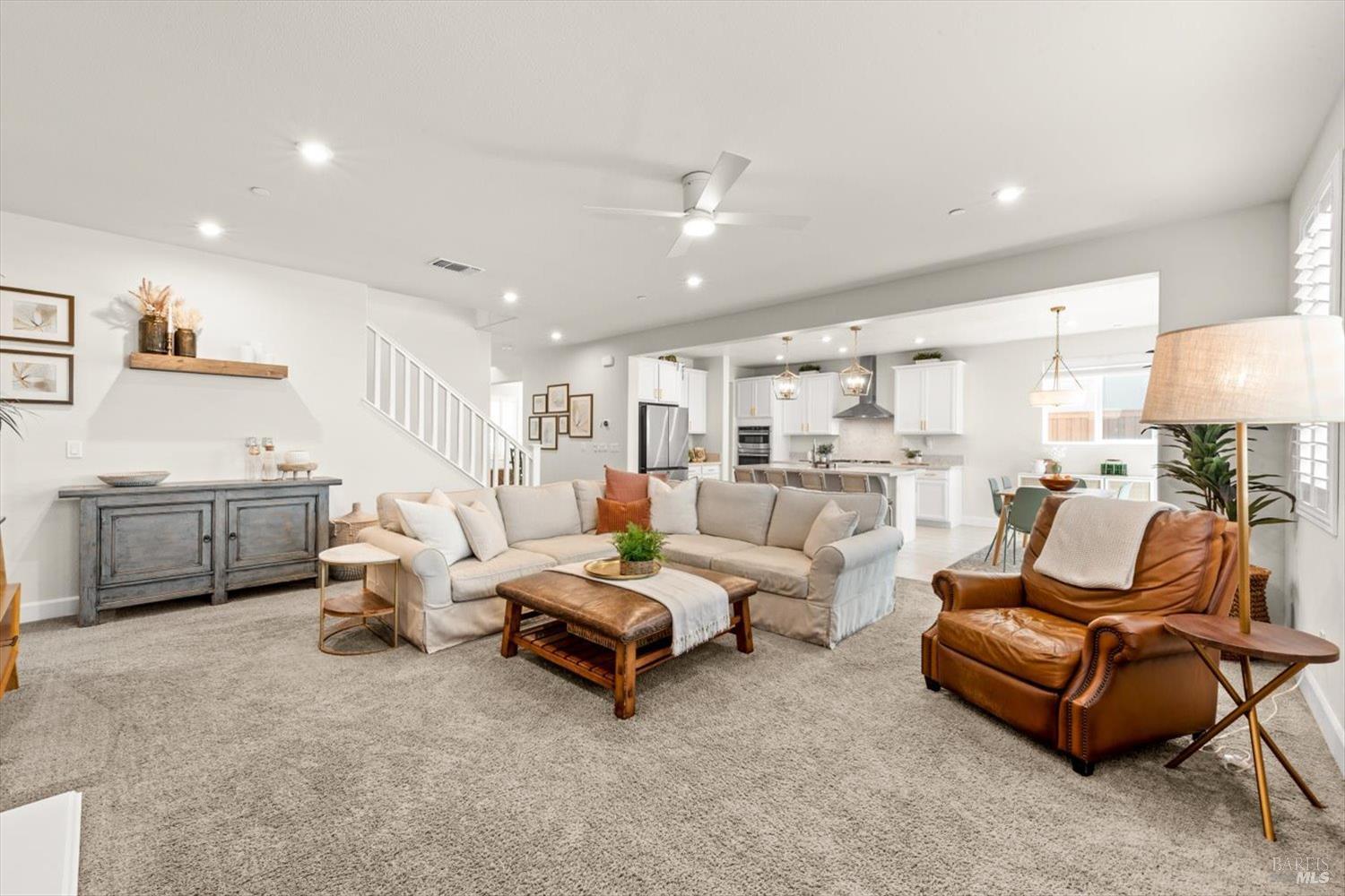 Detail Gallery Image 39 of 97 For 710 Fielding Way, Dixon,  CA 95620 - 5 Beds | 4 Baths