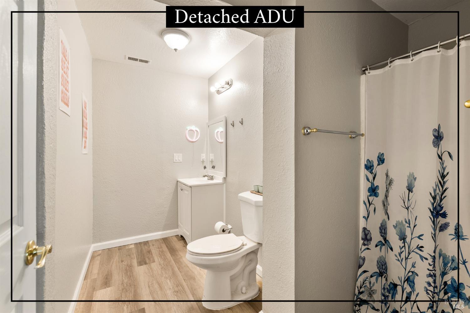 Detail Gallery Image 70 of 98 For 7413 English Hills Rd, Vacaville,  CA 95688 - 7 Beds | 4/1 Baths