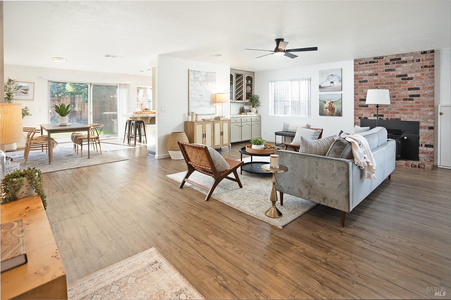 Detail Gallery Image 6 of 49 For 775 Cahill Ct, Dixon,  CA 95620 - 4 Beds | 2 Baths