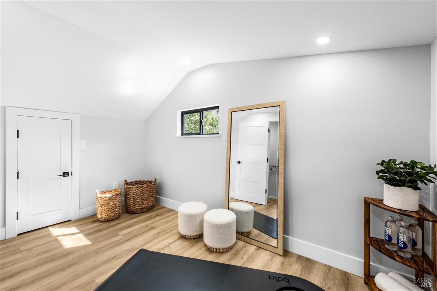 Detail Gallery Image 38 of 84 For 2192 1st Ave, Napa,  CA 94558 - 1 Beds | 1 Baths