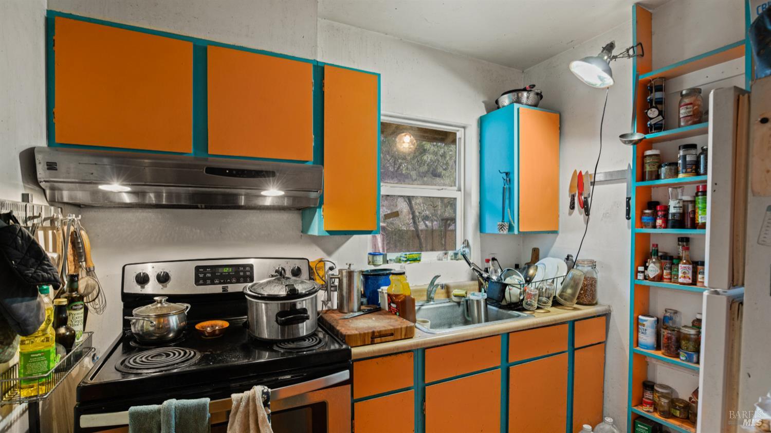 Detail Gallery Image 54 of 99 For 5932 Fredricks Rd, Sebastopol,  CA 95472 - 4 Beds | 4 Baths