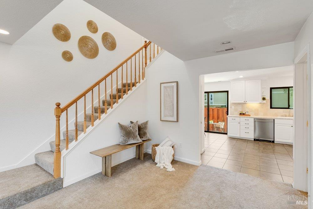 Detail Gallery Image 11 of 43 For 720 Military St, Benicia,  CA 94510 - 2 Beds | 2/1 Baths