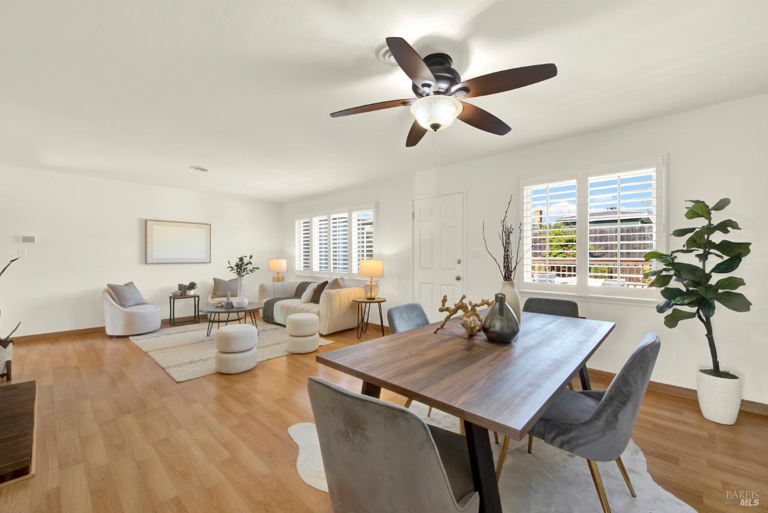 Detail Gallery Image 12 of 52 For 216 Manhattan St, Vallejo,  CA 94591 - 3 Beds | 2 Baths