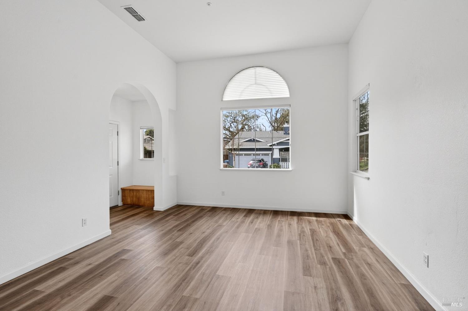 Detail Gallery Image 15 of 48 For 10 Culbertson Ct, Napa,  CA 94558 - 3 Beds | 2 Baths