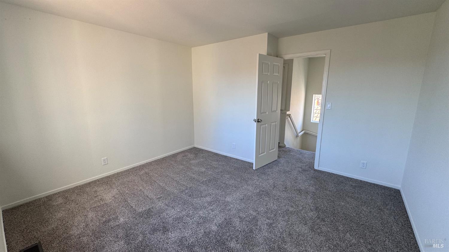 Detail Gallery Image 21 of 37 For 348 Stamper Cir, Suisun City,  CA 94585 - 3 Beds | 3 Baths